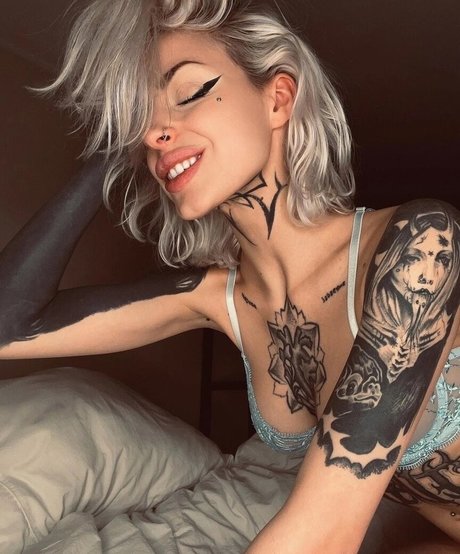 black0blivion star sexy archive