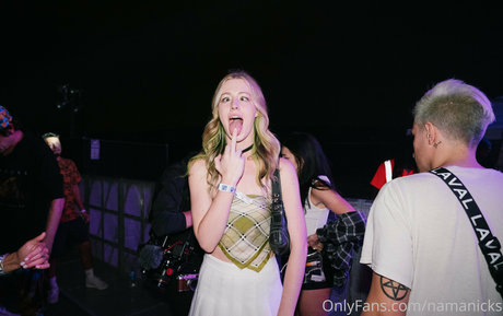 namanicks star top photo