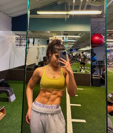 Sara Saffari best actress gallery