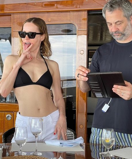 Leslie Mann high quality pornstar pics