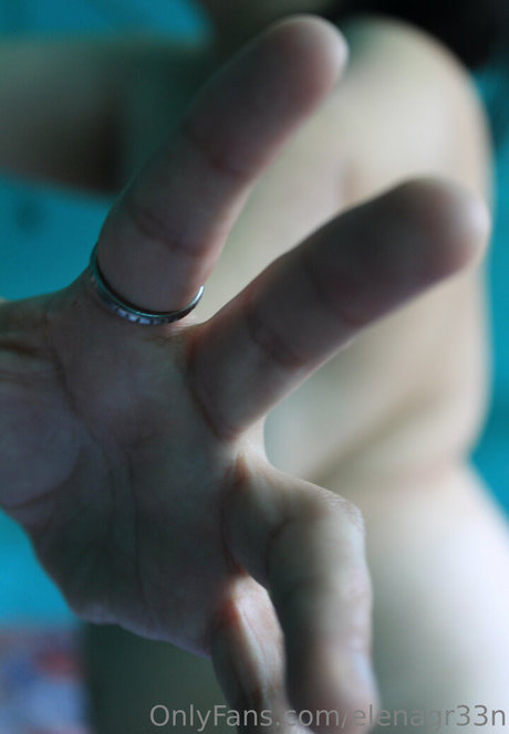 elenagr33n perfect pornstar images