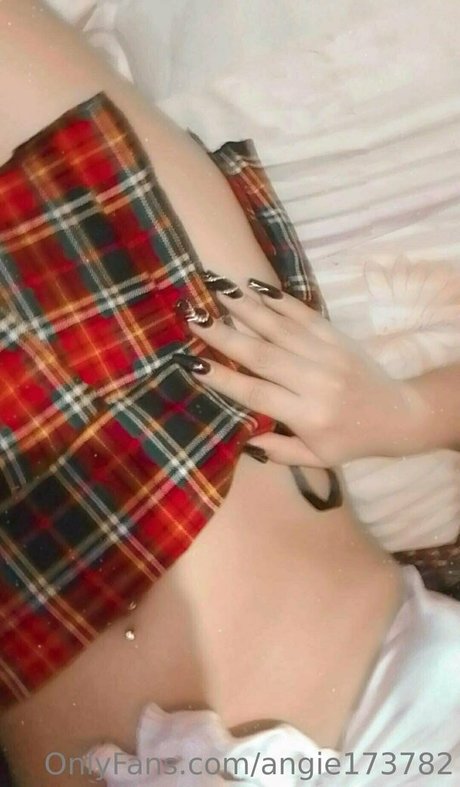 angie173782 pretty star pictures