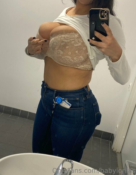 babylonias model hd image