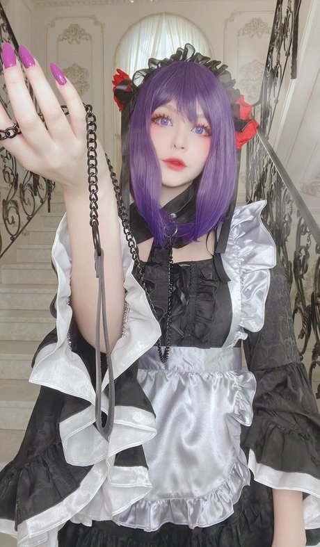 Tsuki Desu naked model images