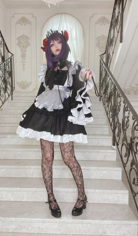 Tsuki Desu exclusive star picture