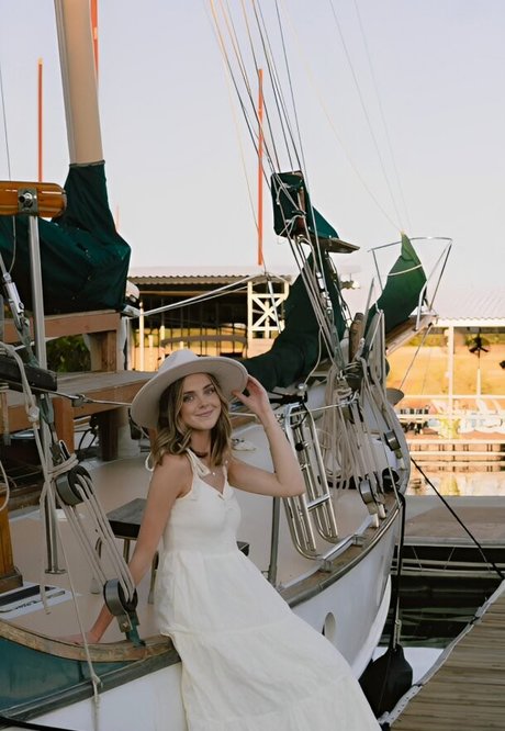 Lauren Mae free model photos