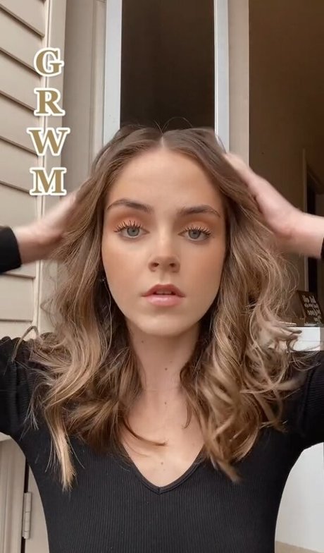 waitress onlyfans naked photo