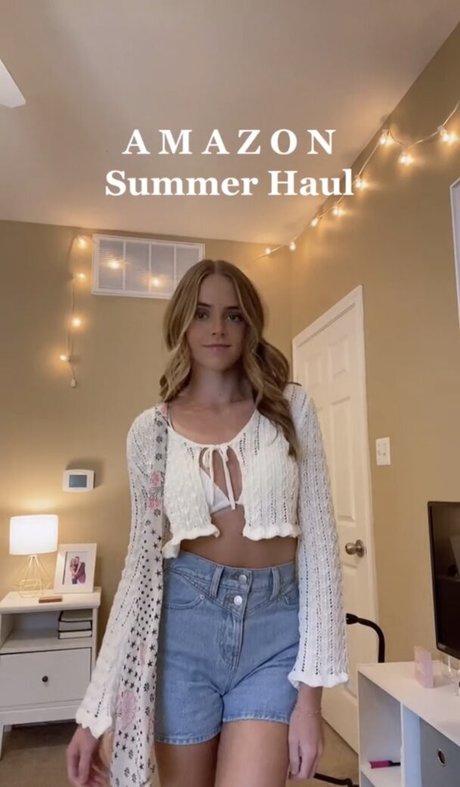 Lauren Mae model sex pics