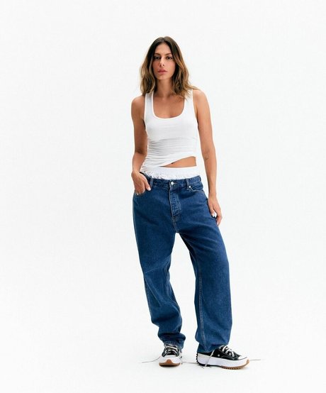 Mari Gonzalez naked model photos