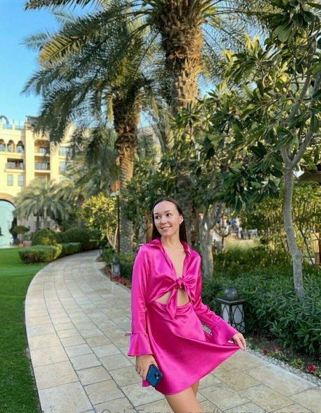 laura lagoon nice actress picture