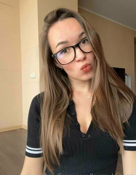 laura lagoon porn star images