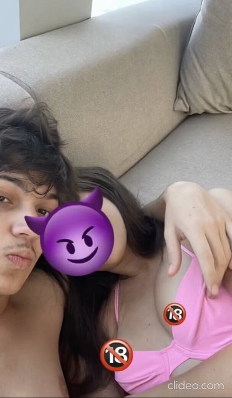 Souzinhazz sexy model pic