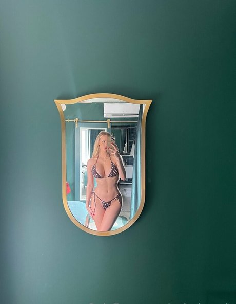 valeriecody hd model gallery