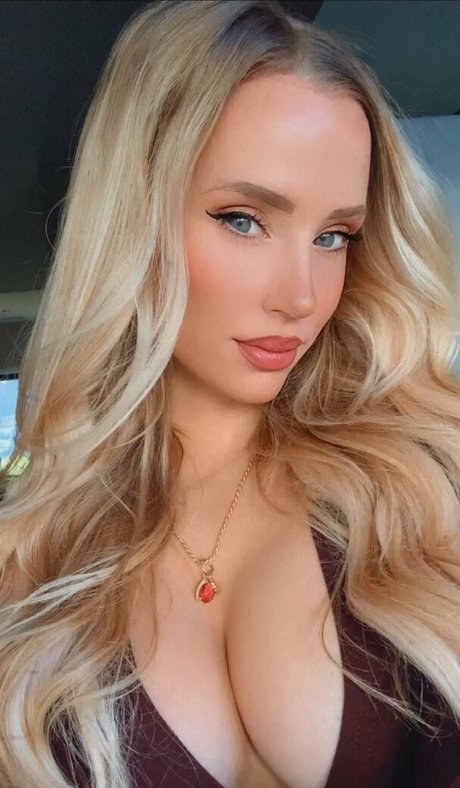 valeriecody porn actress photo