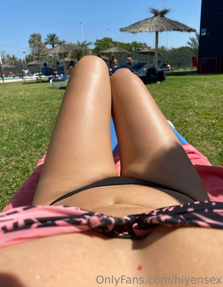 hiyensex sexy model pic