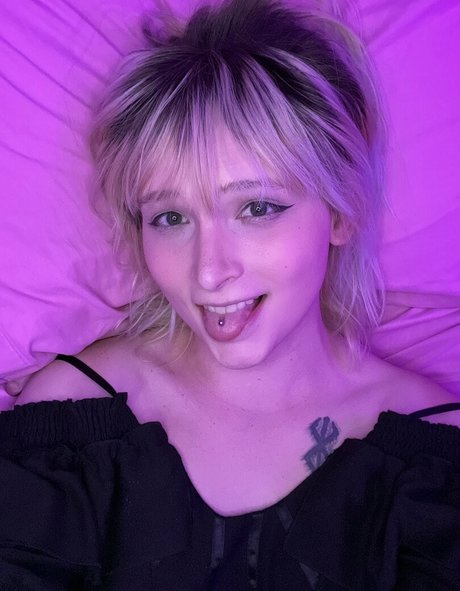 RoseWaltzEX high quality pornstar photos