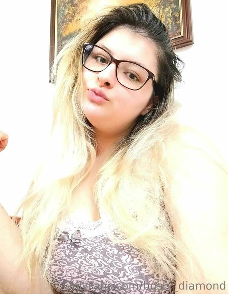 busty diamond pretty pornstar archive