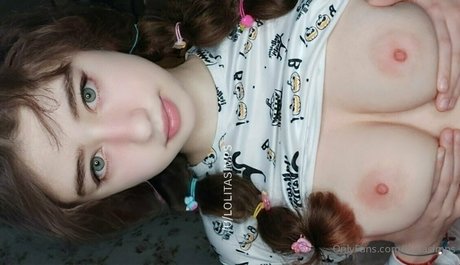 rosesimps nude model photo