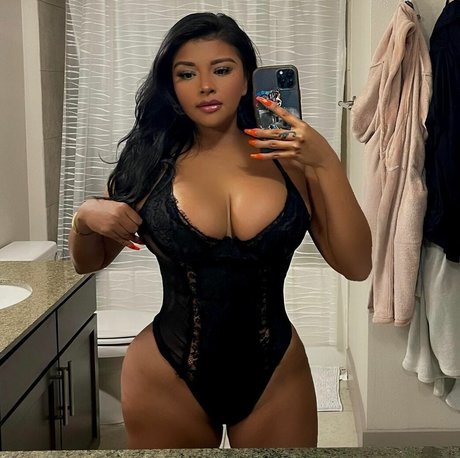 Ceciliuh_ sex actress photos