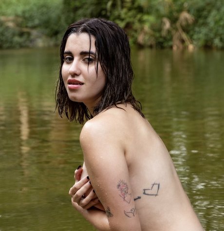 Haniset Rodriguez star nude photo