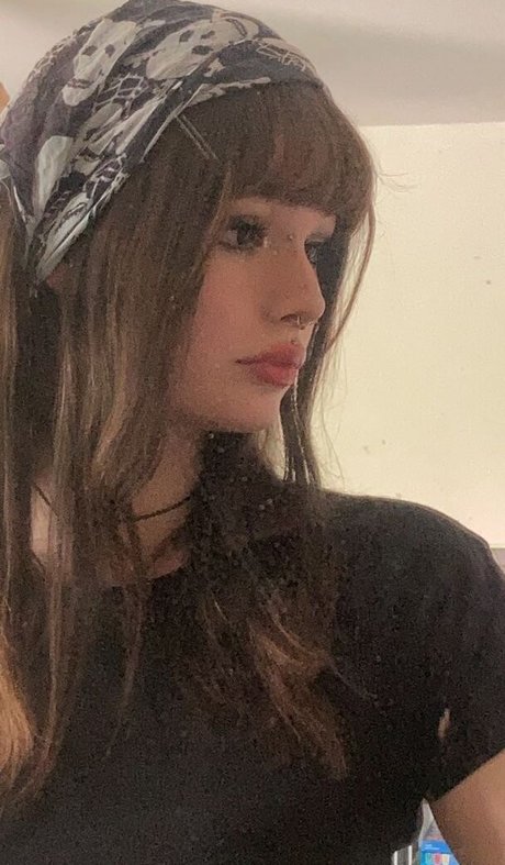 The slutty grunge hot pornstar pic