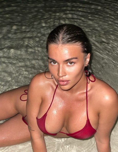 Valeria Berwolf hot actress archive