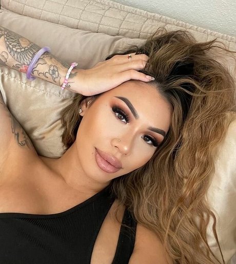 miss vi high quality pornstar gallery