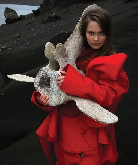 Hera Hilmar model pornographic picture