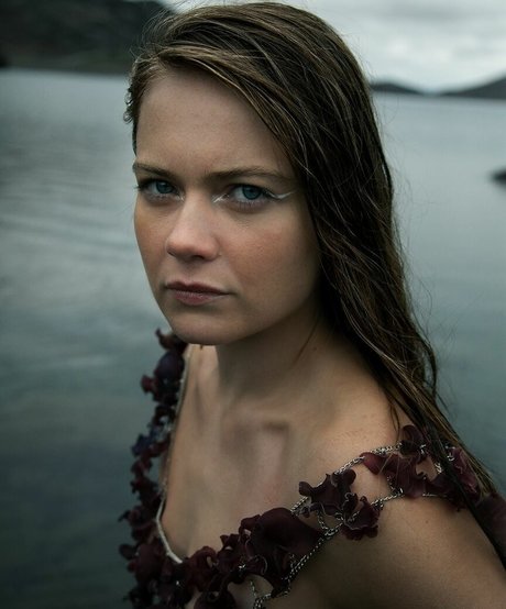 Hera Hilmar high quality actress image