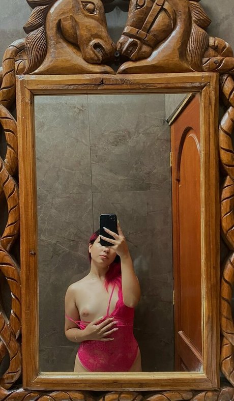 veganefertiti pretty model gallery