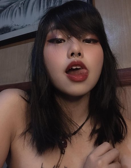 on1ashie erotic pornstar photo