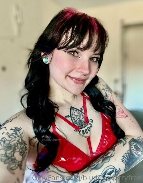 bluddycherryfree hd actress gallery