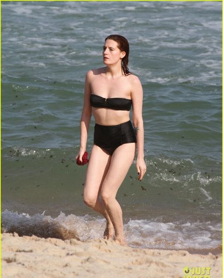 Florence Welch model sexy pictures