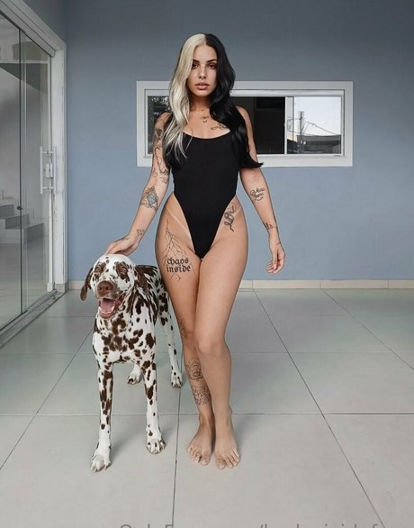 badsuicidefree adult model images