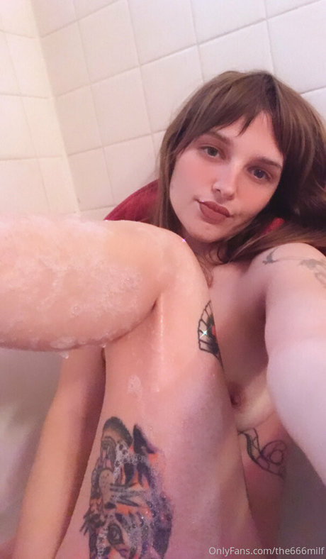 parisbush star porn pictures