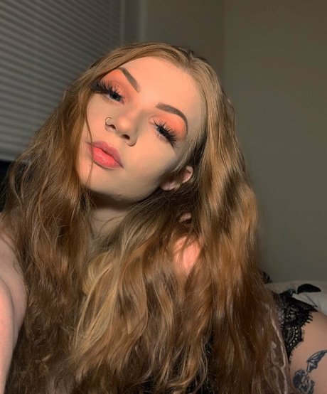 Tiffany Taylor pretty pornstar image