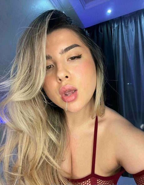 aishi moon model perfect image