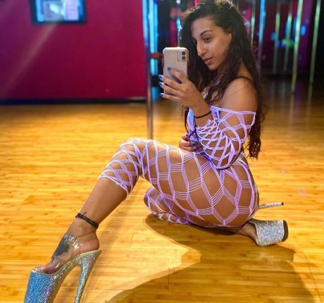 babyowl exclusive actress pictures