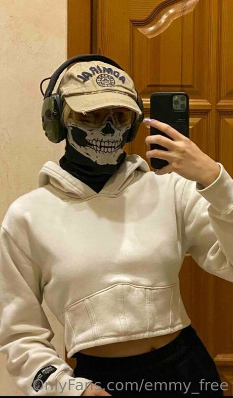 emmy almyy nice star gallery