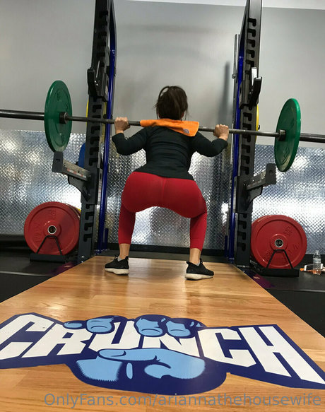 ariannathehousewife pornstar best image