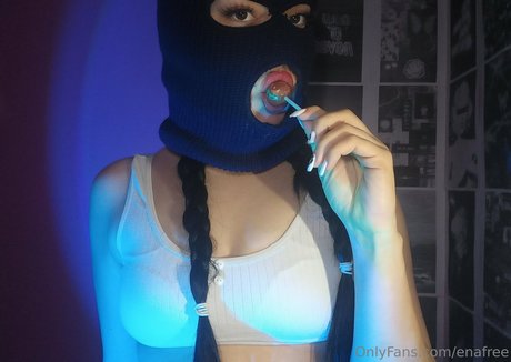 enafree star erotic images