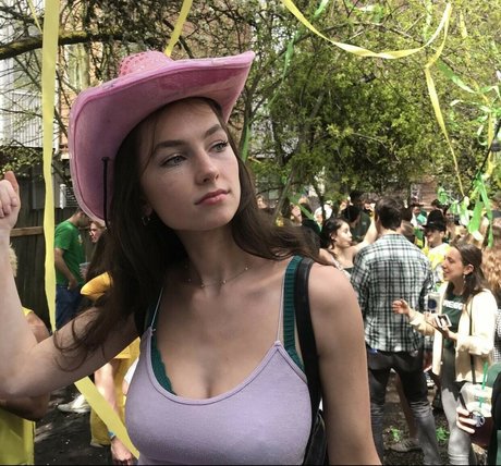 Lizzydm hd model image