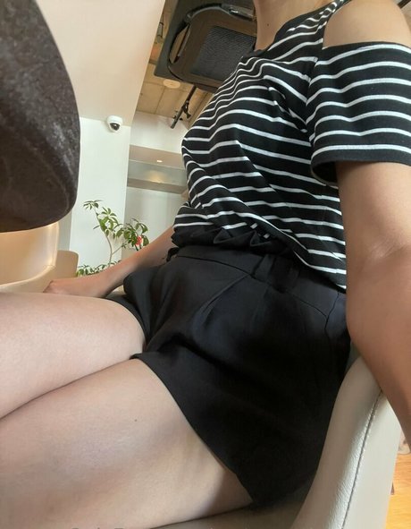 sprtpscrtthrowaway model xxx photos