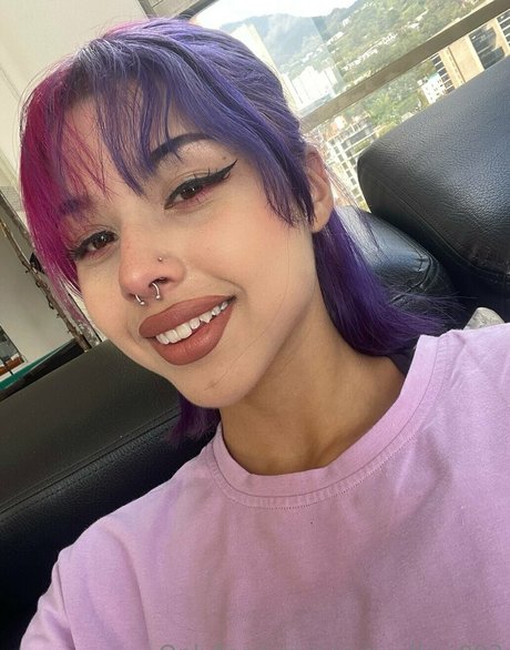 iamwillow003 art actress picture