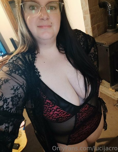 lucijacro pretty star galleries