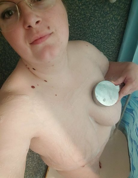 lucijacro pornstar naked pic