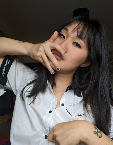 oomfiekat adult actress photos