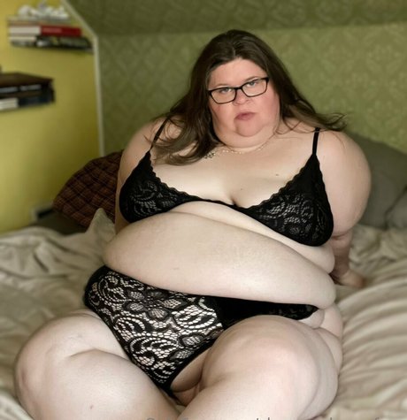 shegoesdown free nice model archive