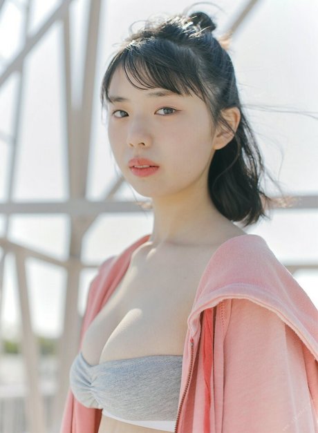 Kikuchi Hina pornstar perfect images