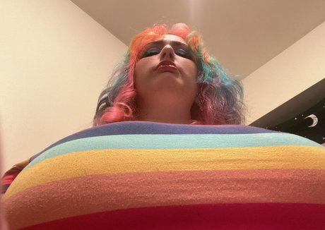 PixlSugr nude model pic